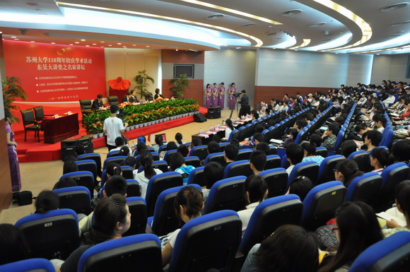 10.05.20 凤凰传媒学院与人民网合作共建实习基地.JPG