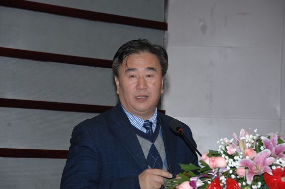 10.01.11 钟 科研工作表彰会 杨.jpg