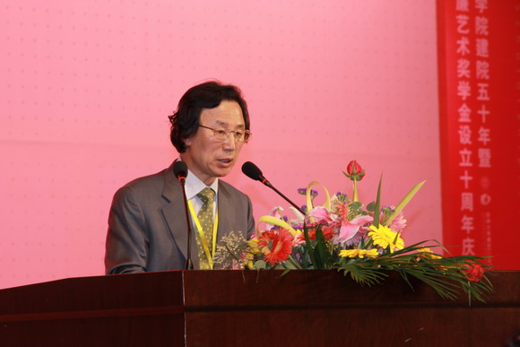 10.05.17 艺术学院院庆6.jpg