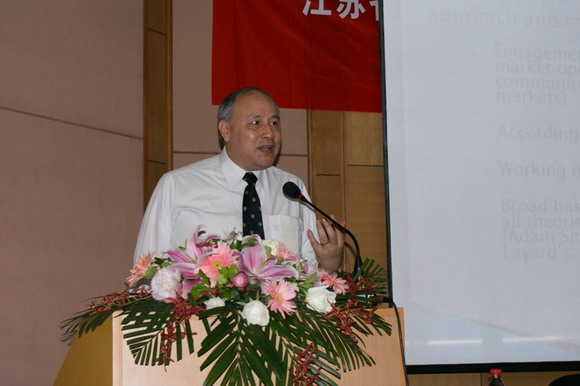 10.05.07 商海沉浮有奥妙 公司治理何去从1.jpg