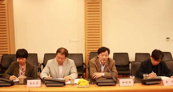 10.10.26 苏州大学国家公派留学工作座谈会召开.jpg